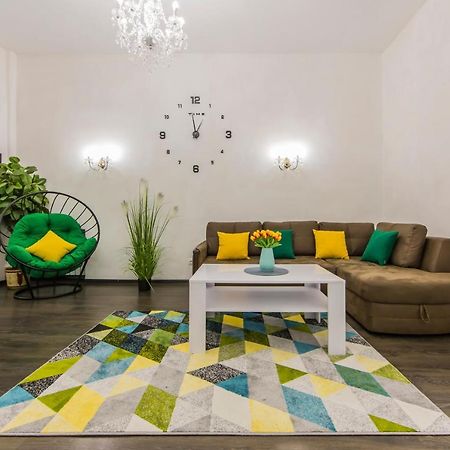 2К Квартира Поруч Із Майданом Незалежності Kijev Kültér fotó